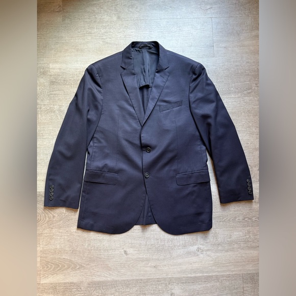 Hugo Boss Travel Wool Elastane Navy Blue Blazer Size 42R Classic Preppy Stretch